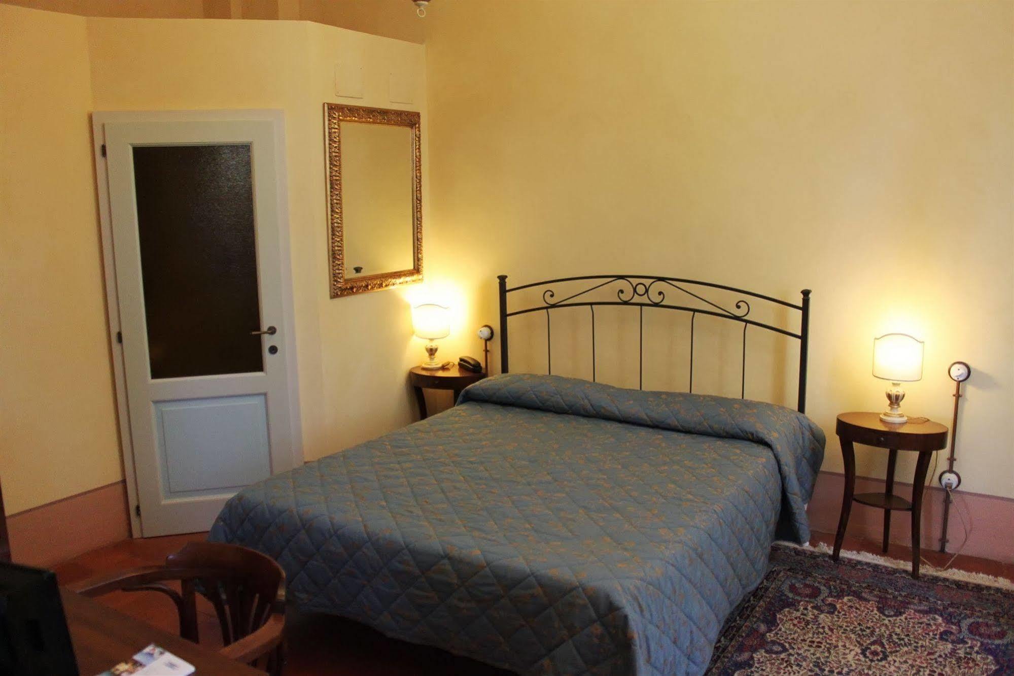 Villa Rinalducci Fano Esterno foto